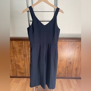 Banana republic size 4P never been worn black jumpsuit